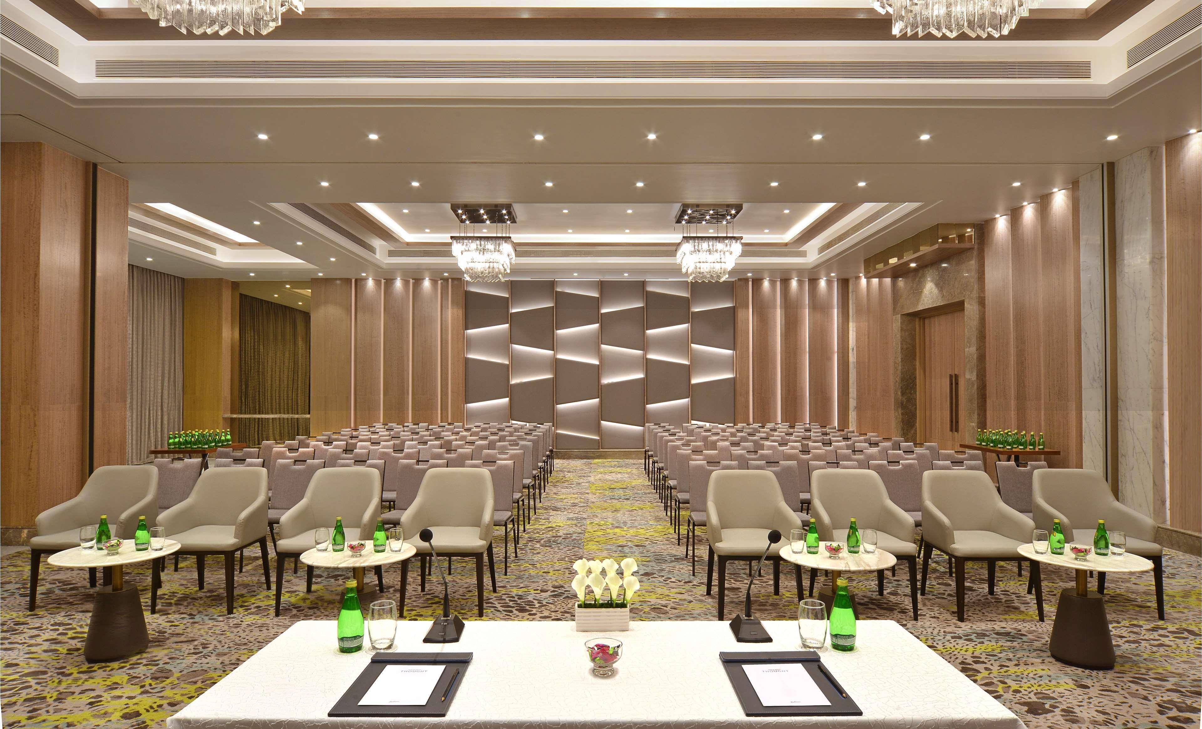 Radisson Mumbai Andheri Midc Exterior foto The Grand Ballroom